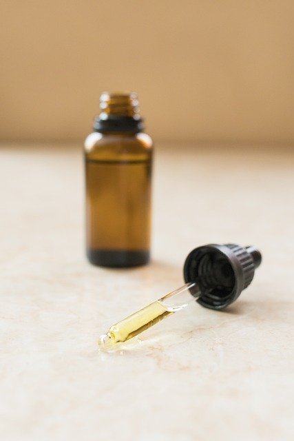 Comment Donner de l’Huile de CBD à Mon Chat