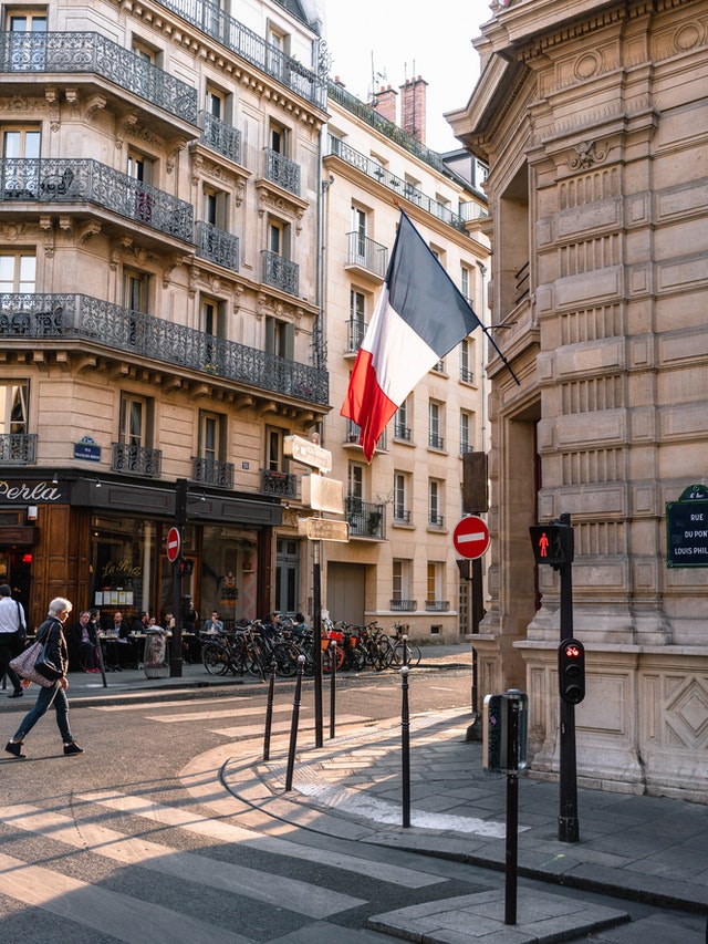 Le CBD est-il légal en France ? (Tout sur la Réglementation)